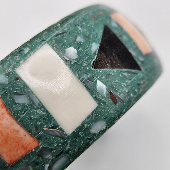 VINTAGE Mosaic Inlay Green Marbled Stone Bangle Bracelet Made in India - Picture 3 of 7